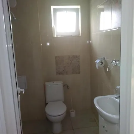 орлите Apartment *